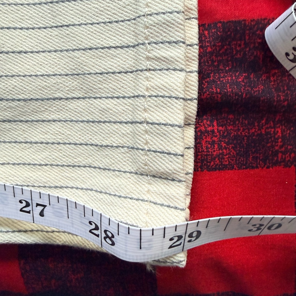 Universal Thread women’s Pinstriped Khaki wide leg, high rise - Picture 9 of 10